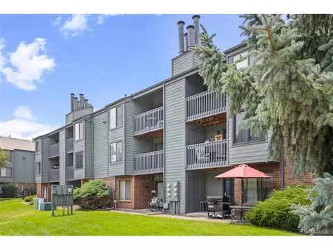 3616 S Depew St #202, Lakewood, CO 80235