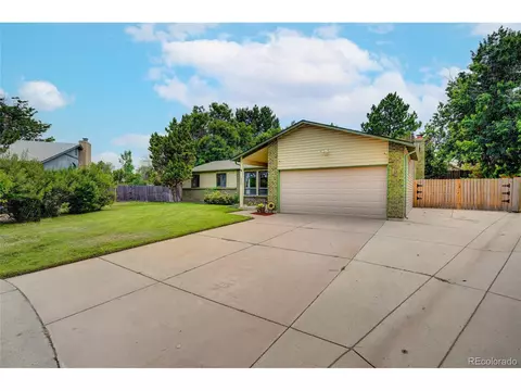 16022 E Floyd Ave, Aurora, CO 80013 photo 2