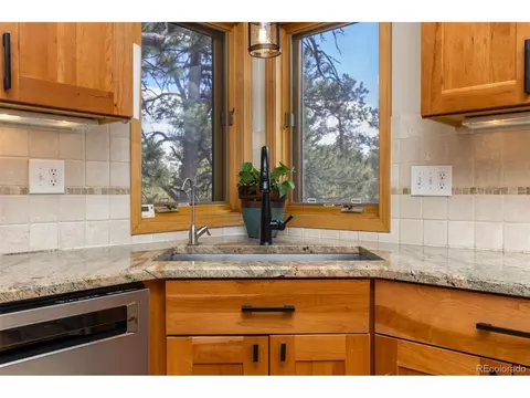 Kitchen - 23971 Mormon Dr, Conifer, CO 80433 photo 3 of 4