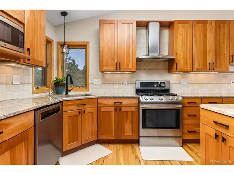 Kitchen - 23971 Mormon Dr, Conifer, CO 80433 photo 2 of 4