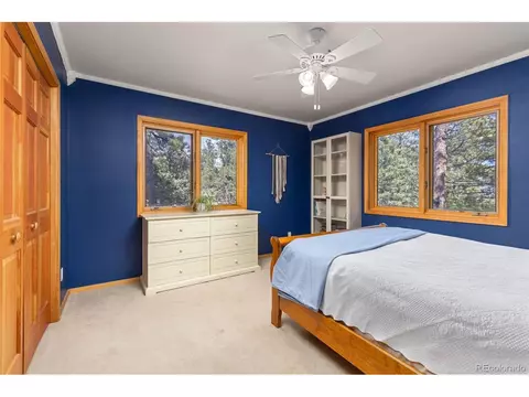 Bedroom - 23971 Mormon Dr, Conifer, CO 80433 photo 3 of 5