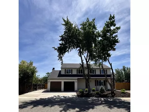 6752 S Dahlia Ct, Centennial, CO 80122
