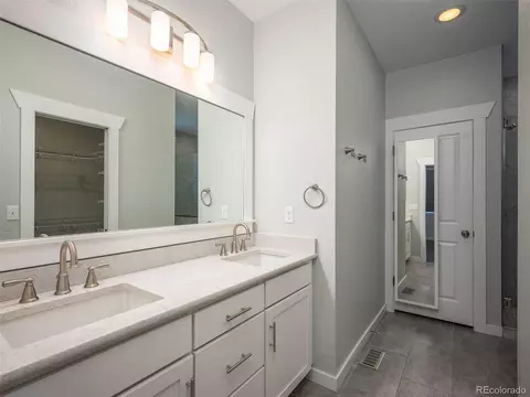 8734 E 29th Pl, Denver, CO 80238 photo 33