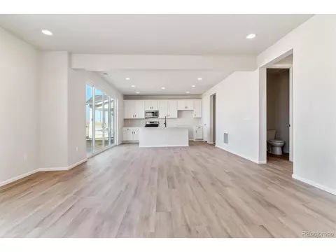 25075 E 41st Ave, Aurora, CO 80019 photo 8