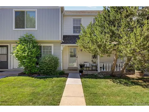 8952 W Dartmouth Pl, Lakewood, CO 80227
