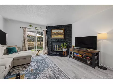 8952 W Dartmouth Pl, Lakewood, CO 80227