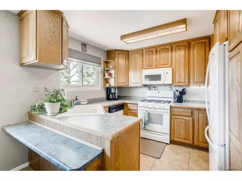 3405 S Jasper Ct, Aurora, CO 80013 photo 11