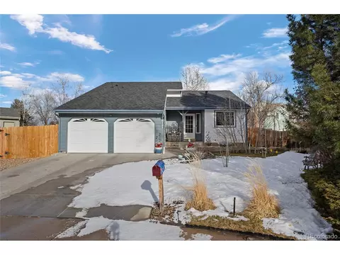 18121 E Crestridge Dr, Centennial, CO 80015