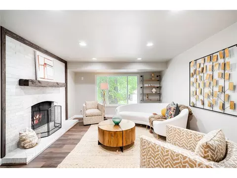 13731 W Warren Dr, Lakewood, CO 80228