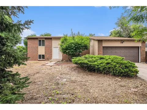 3246 S Nucla St, Aurora, CO 80013