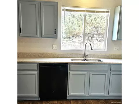 5151 Jasper St, Denver, CO 80239 photo 6