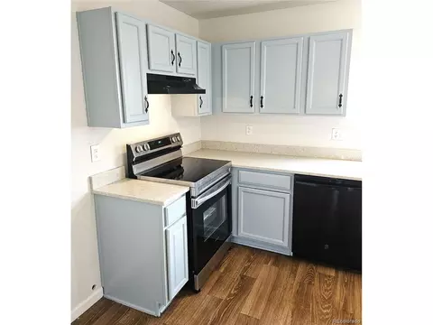 5151 Jasper St, Denver, CO 80239 photo 4