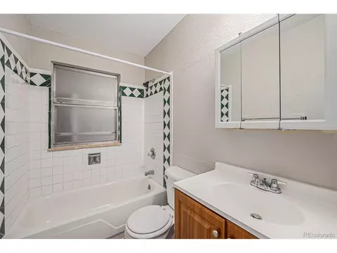 13192 Maxwell Pl, Denver, CO 80239 photo 6