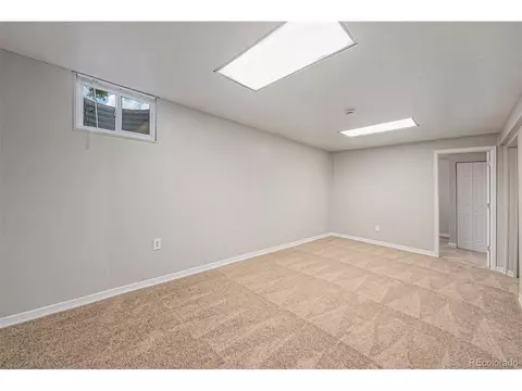 13192 Maxwell Pl, Denver, CO 80239 photo 7