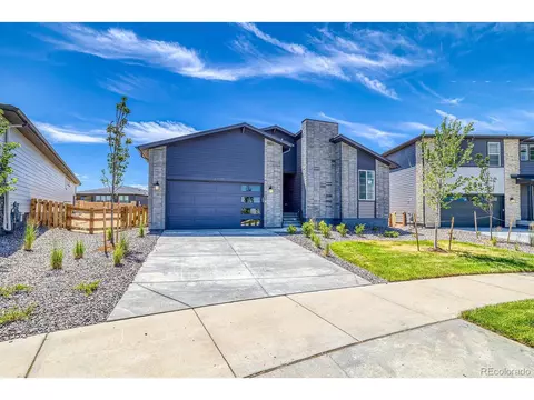 23738 E 42nd Ave, Aurora, CO 80019