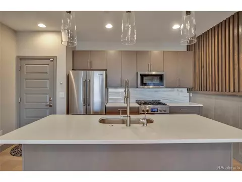 19590 E Sunset Cir, Aurora, CO 80015 photo 5