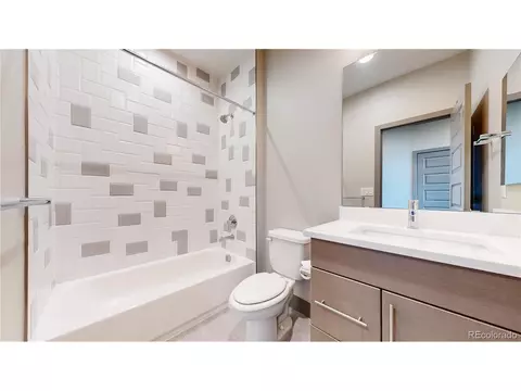 19590 E Sunset Cir, Aurora, CO 80015 photo 28