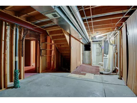 Undisclosed, Denver, CO 80239 photo 28