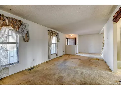 Undisclosed, Denver, CO 80239 photo 12
