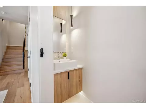 Bath - 2330 Eliot St #5, Denver, CO 80211 photo 6 of 6