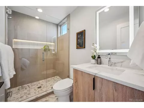 Bath - 2330 Eliot St #5, Denver, CO 80211 photo 4 of 6
