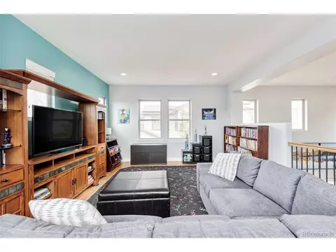 8705 E 34th Pl, Denver, CO 80238 photo 24