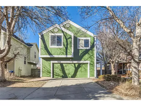 3906 Oakwood Dr, Longmont, CO 80503