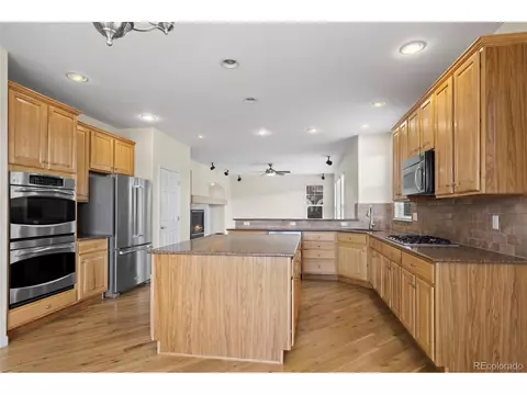 21080 E Jefferson Cir, Aurora, CO 80013 photo 8
