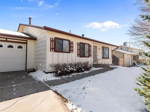 16560 E Gunnison Pl, Aurora, CO 80017