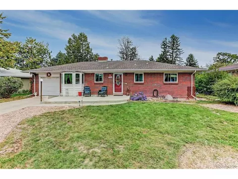 647 W Valleyview Ave, Littleton, CO 80120