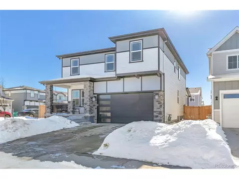 27992 E 7th Pl, Aurora, CO 80018 photo 3