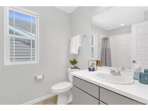 27992 E 7th Pl, Aurora, CO 80018 photo 21