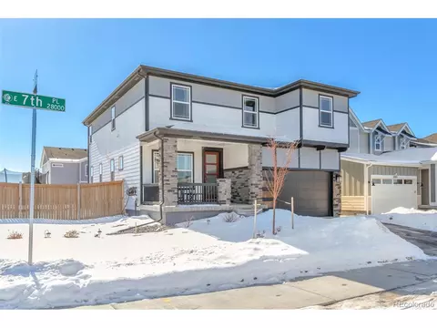 27992 E 7th Pl, Aurora, CO 80018 photo 2