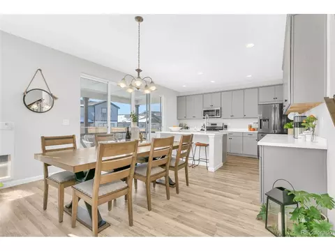 27992 E 7th Pl, Aurora, CO 80018 photo 9