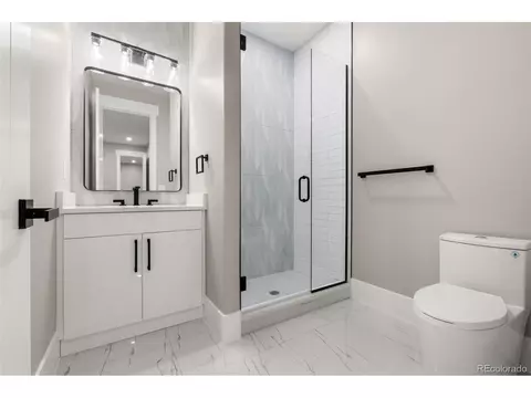 Bath - Undisclosed, Centennial, CO 80016 photo 5 of 9