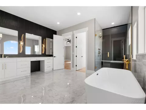 Bath - Undisclosed, Centennial, CO 80016 photo 3 of 9