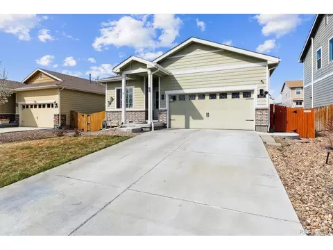 9533 Cherry Ln, Thornton, CO 80229 photo 2