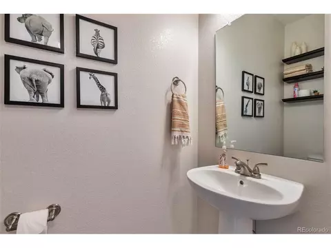 331 S 3rd St, Berthoud, CO 80513 photo 9
