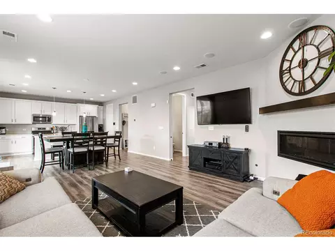 26923 E Archer Ave, Aurora, CO 80018 photo 4