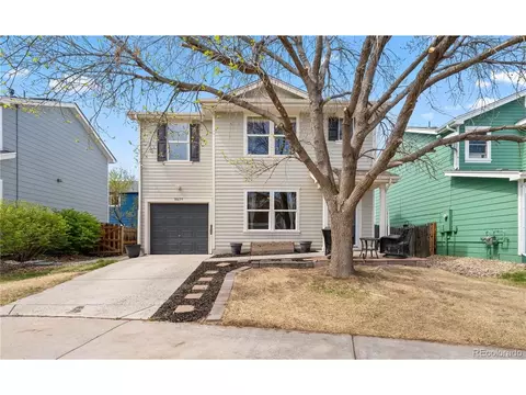 10659 Upper Highland Dr, Longmont, CO 80504