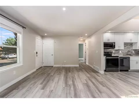 7147 Wright Ct, Arvada, CO 80004 photo 6
