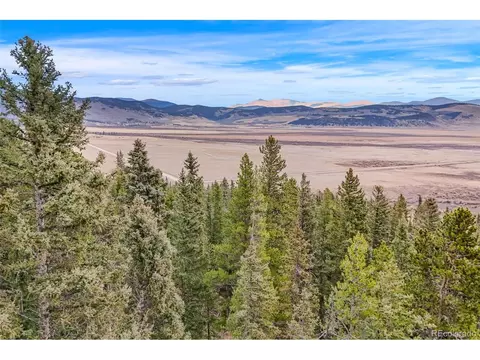 877 Selkirk Ln, Jefferson, CO 80456