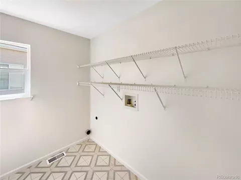 18951 E 43rd Ave, Denver, CO 80249 photo 14