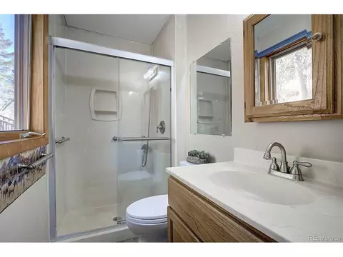 Bath - 6561 Ridgeview Dr, Morrison, CO 80465 photo 2 of 2