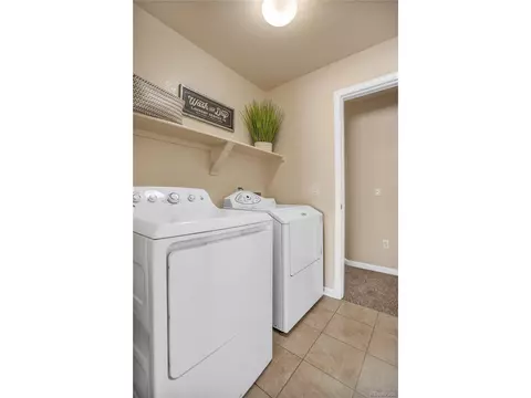 22136 E Irish Dr, Aurora, CO 80016 photo 12