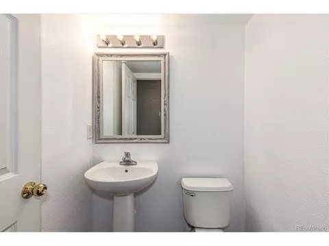 20610 E Ithaca Pl, Aurora, CO 80013 photo 12