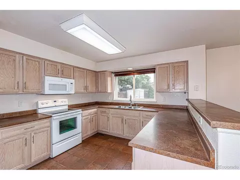 20610 E Ithaca Pl, Aurora, CO 80013 photo 10
