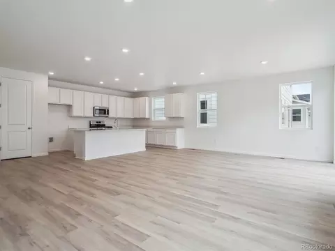 45916 Gentry Ave, Bennett, CO 80102 photo 10
