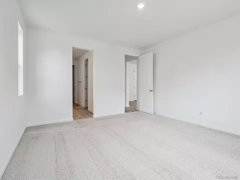 45916 Gentry Ave, Bennett, CO 80102 photo 16