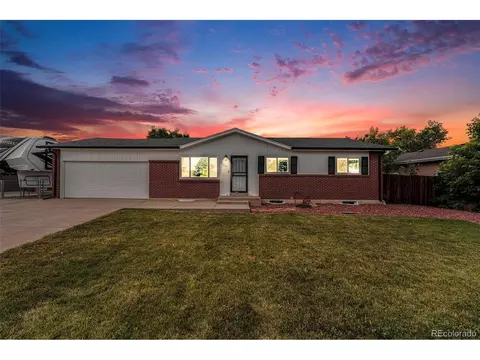 909 S Swadley, Lakewood, CO 80228